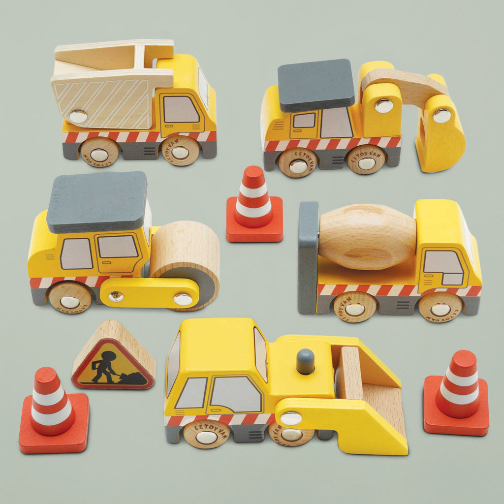 Le Toy Van Wooden Construction Set Contents 