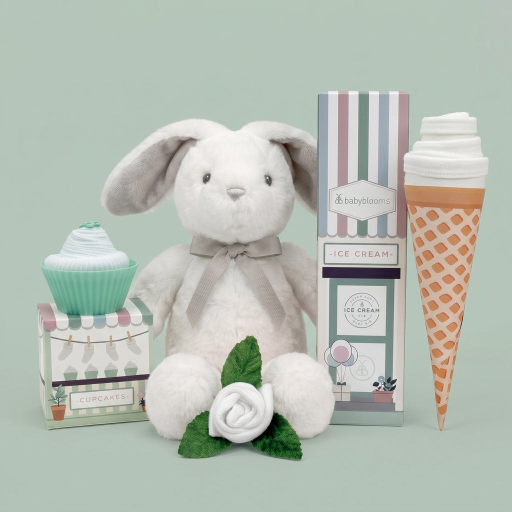 Hello Baby Gift Set, White