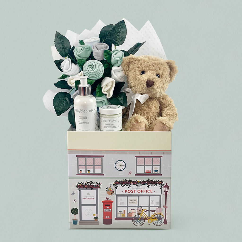 Bertie Bear Welcome Baby Hamper, Neutral