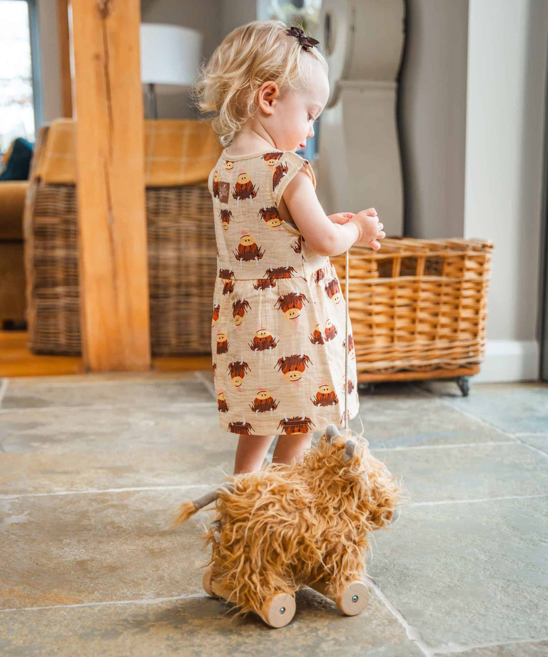 Hubert Highland Cow Pull Along Toy