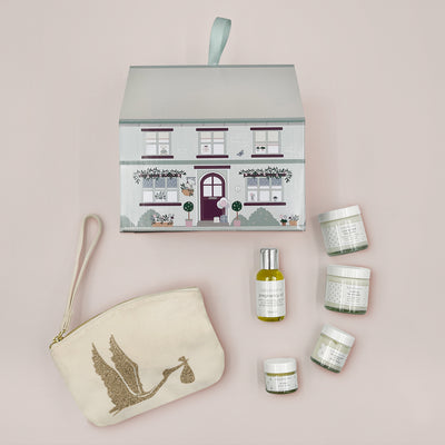 Mum-to-Be Skincare Pamper Gift - Gold